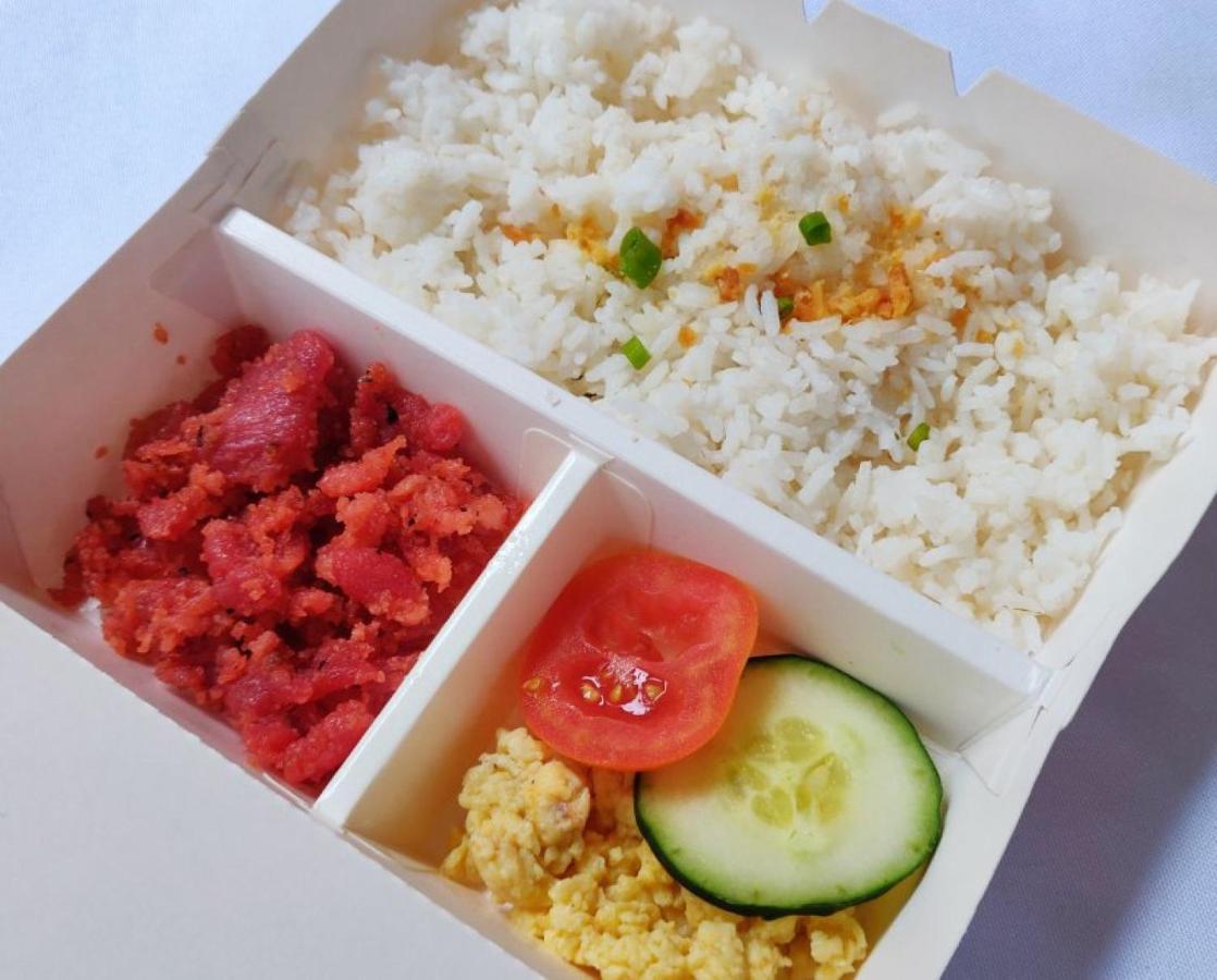 ホテル レッドドアーズ プラス ニア キャピトル コモンズ Pasig City エクステリア 写真