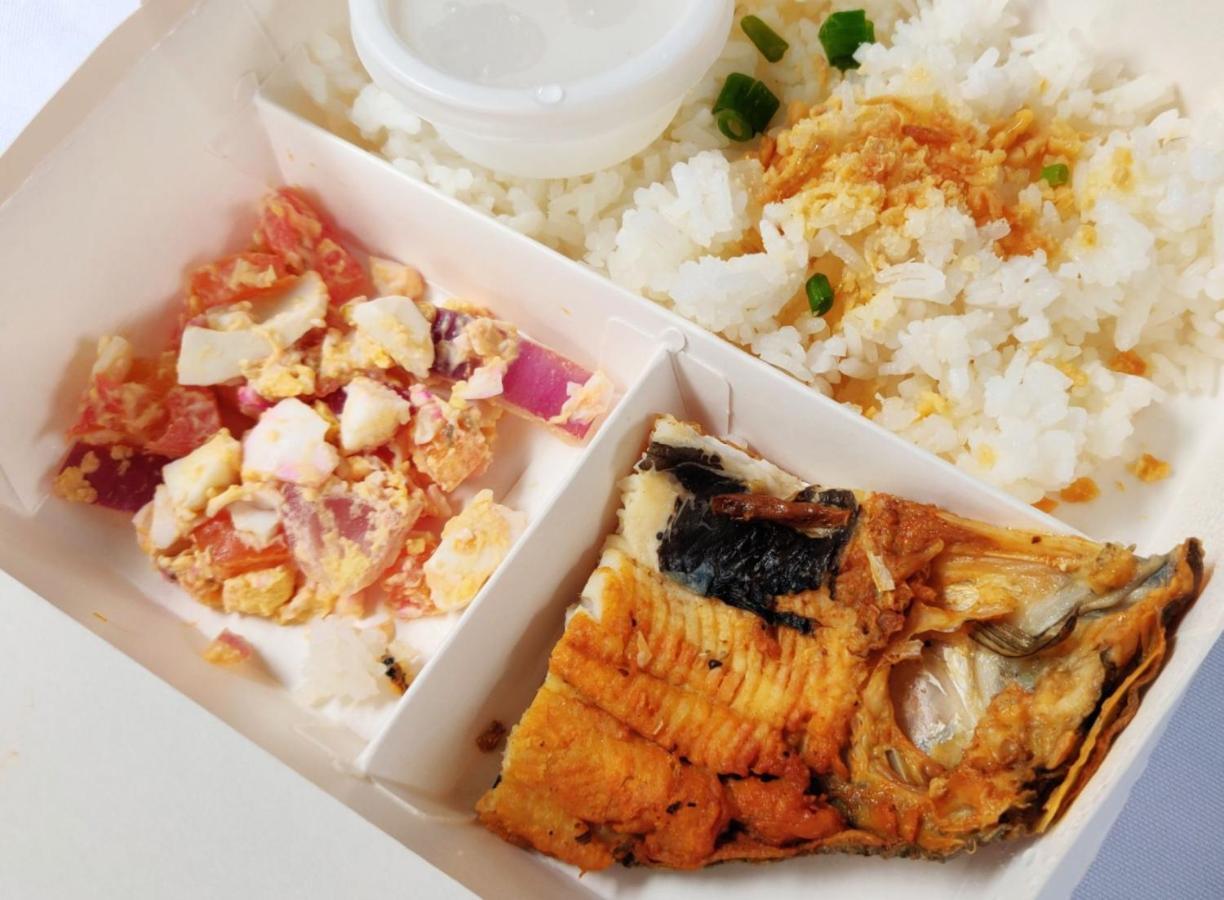 ホテル レッドドアーズ プラス ニア キャピトル コモンズ Pasig City エクステリア 写真